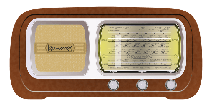radio-158399_960_720