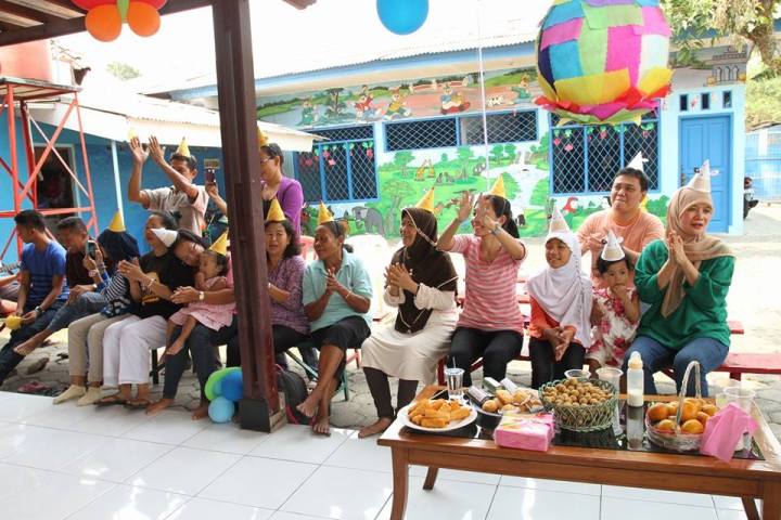 10262028_10204178573536392_42292793136292482_n