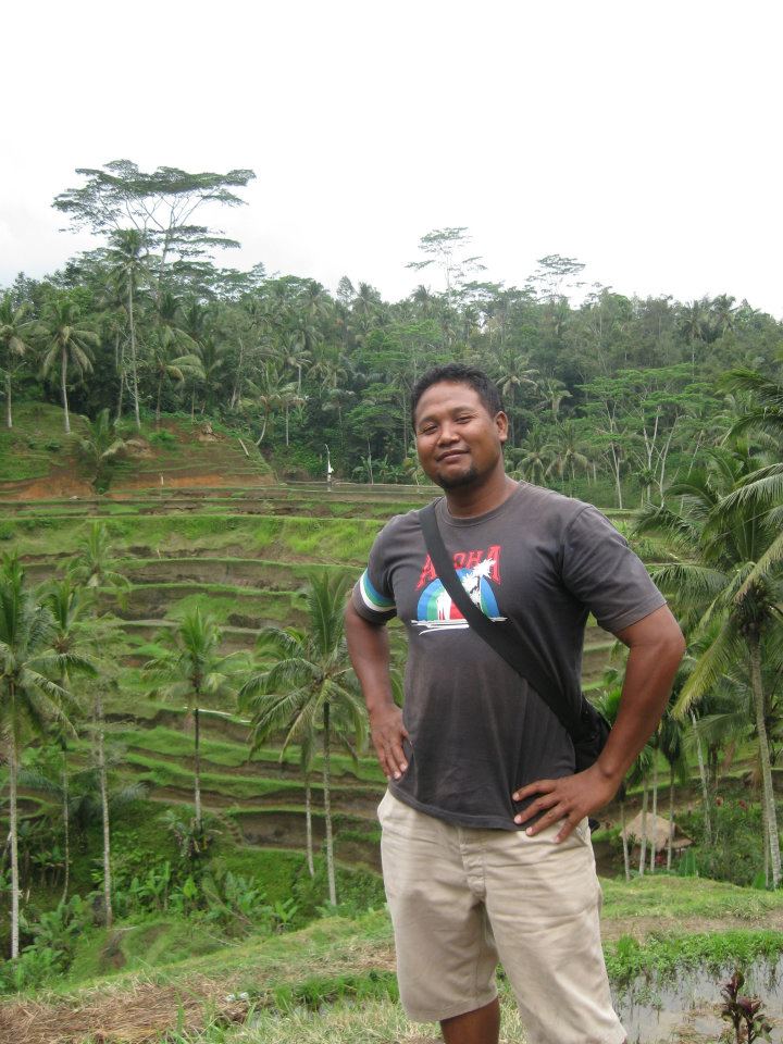 179912_1677649592087_338588949_n