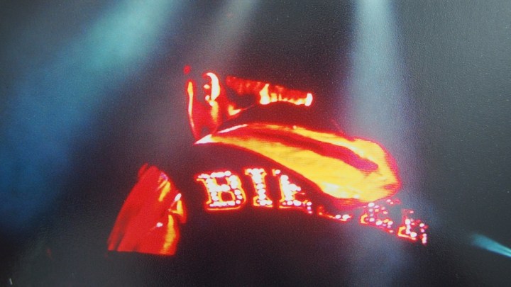 OLYMPUS DIGITAL CAMERA